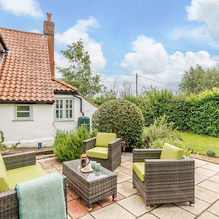 Wisteria Cottage Snape  ภายนอก รูปภาพ