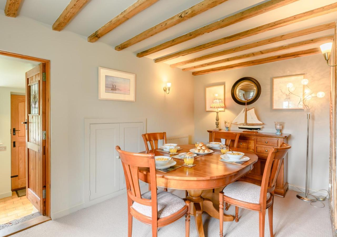Wisteria Cottage Snape  ภายนอก รูปภาพ